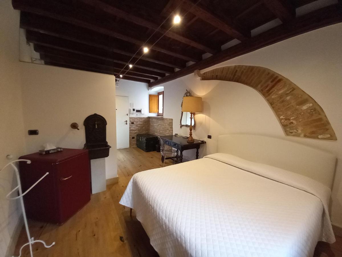 Little Lorenzo Guest house *