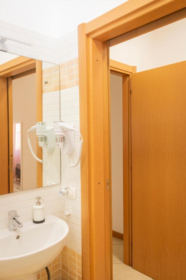 Guest house Vitti's 3 2*