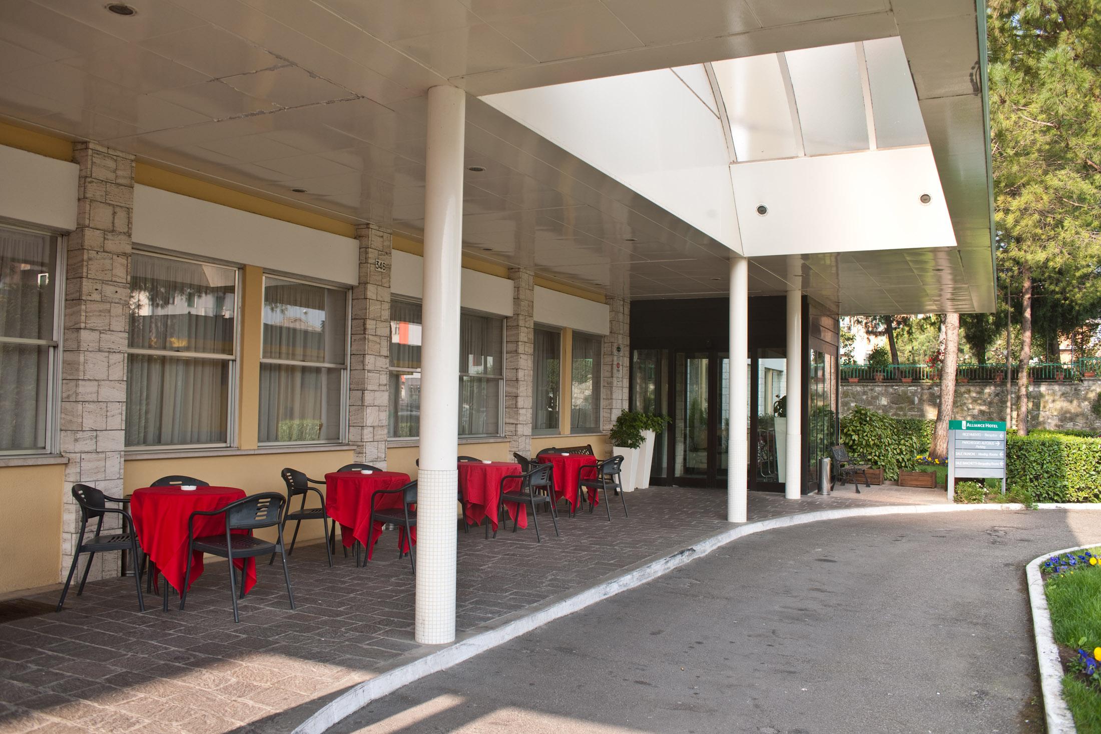 Cavallo Est Hotel 4*