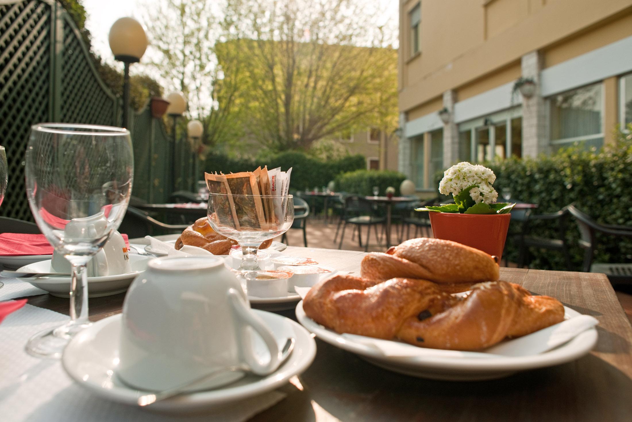 Cavallo Est Hotel Verona