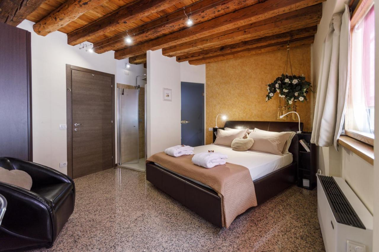 Gasthof La Bella Wine *