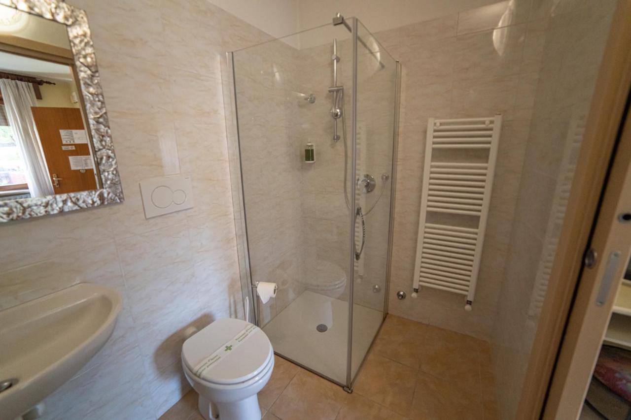 Hotel Siros 2*