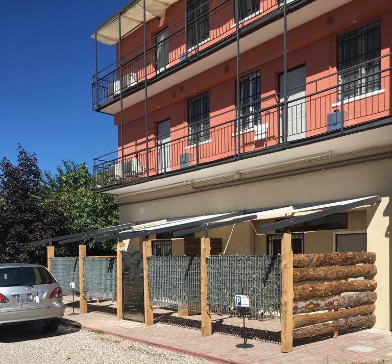 Garbini Fiera Apartment