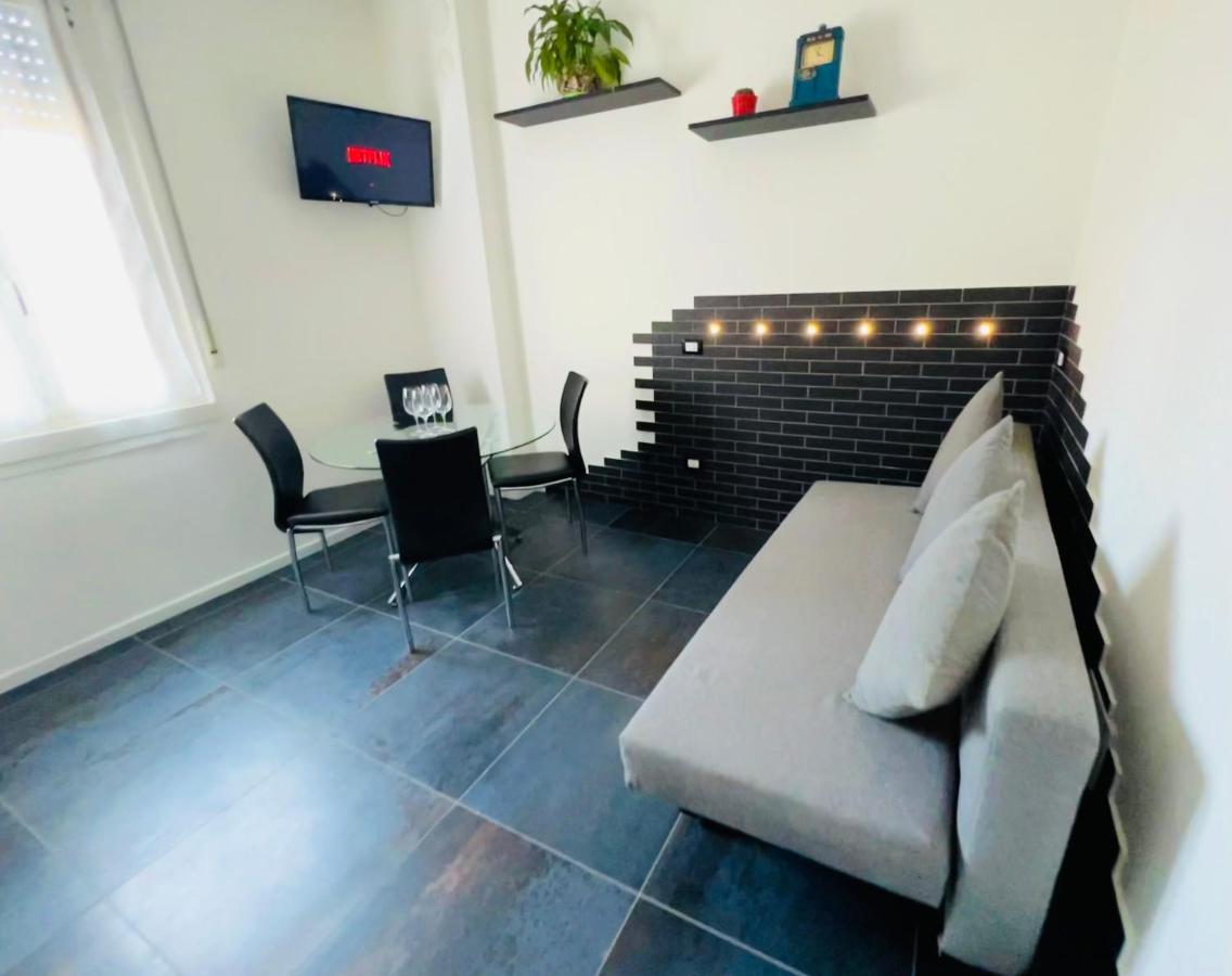 Huoneisto Blaxej, Nel Cuore Di Verona, Moderno Ed Elegante, 4 Posti Letto, Wi-fi, Self Check In *