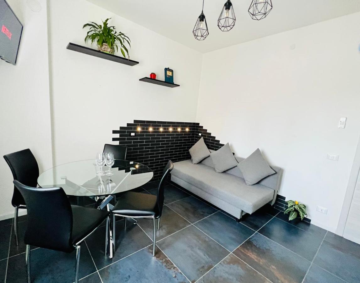 Blaxej, Nel Cuore Di Verona, Moderno Ed Elegante, 4 Posti Letto, Wi-fi, Self Check In * Verona