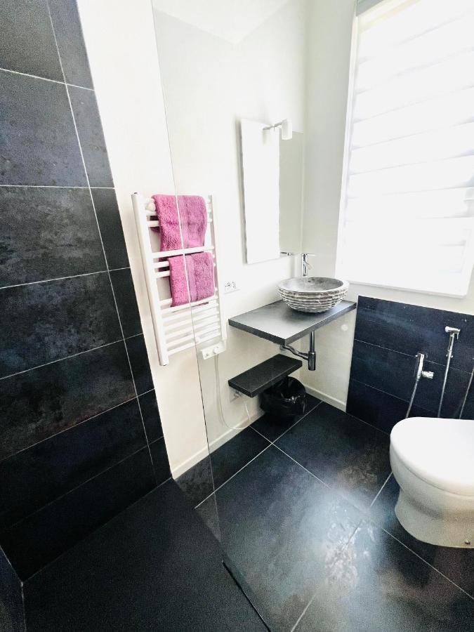 Blaxej, Nel Cuore Di Verona, Moderno Ed Elegante, 4 Posti Letto, Wi-fi, Self Check In *