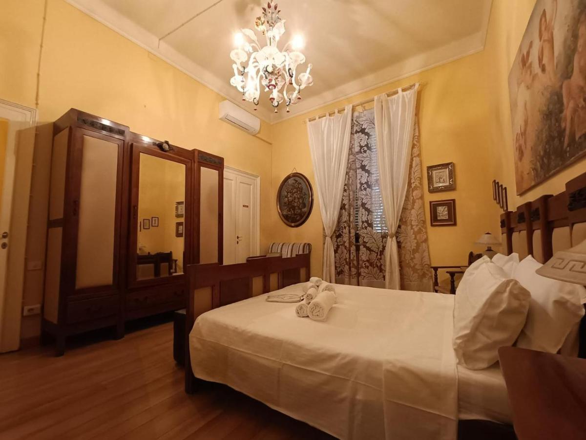 Casa Esvael 2*