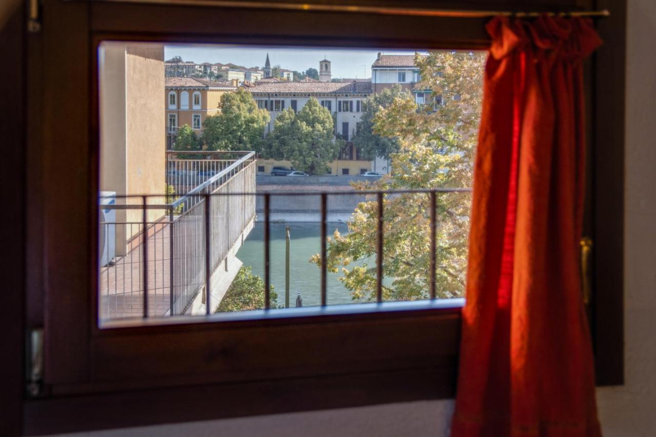 Mansarda Giulietta E Romeo - Affitti Brevi Italia *