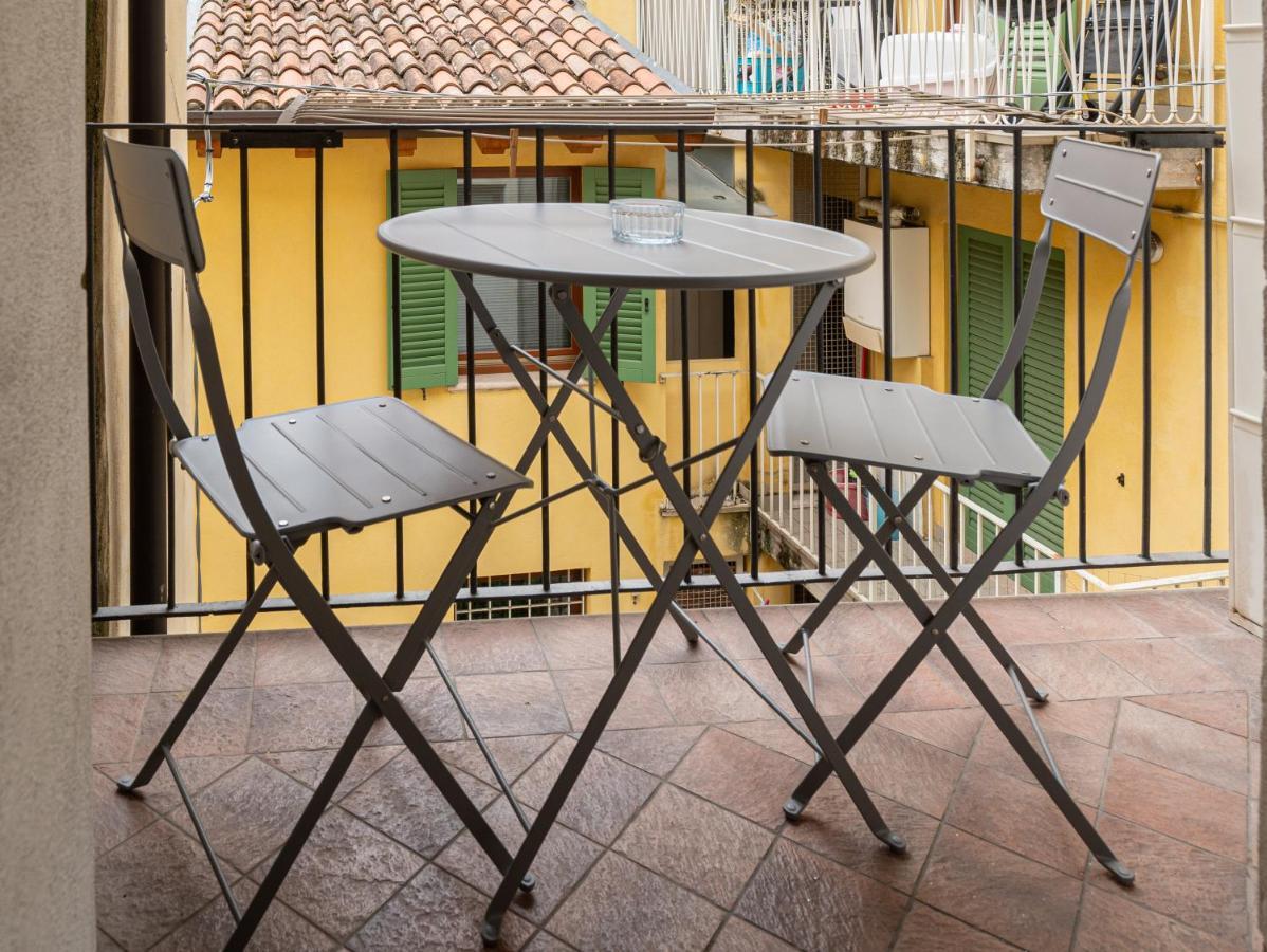 Stylish 2 Bedroom With Balcony Apartment Verona