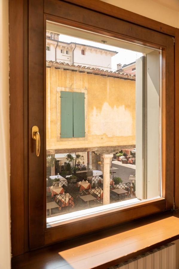 Apartment Cozy 2 Bedroom In The Heart Of