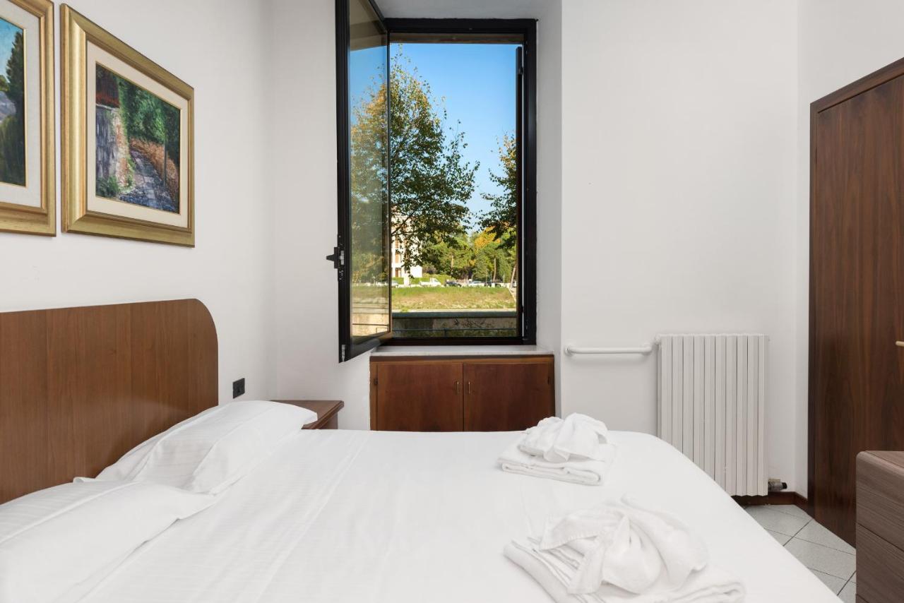 Flats4rent Regaste *
