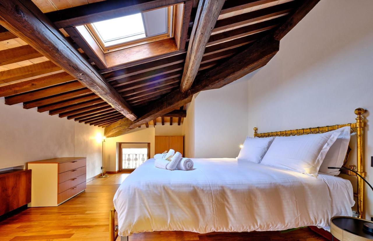 Apartmentsarena - Residenza Degli Scaligeri - Piazza Erbe * Verona