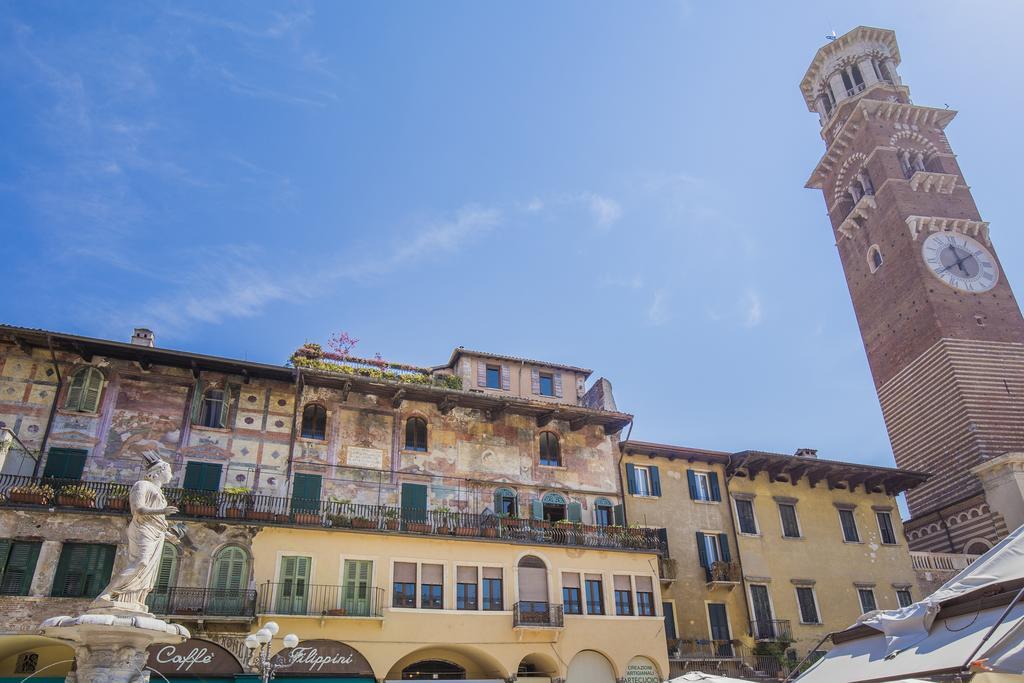 Corte Realdi Piazza Erbe 3*