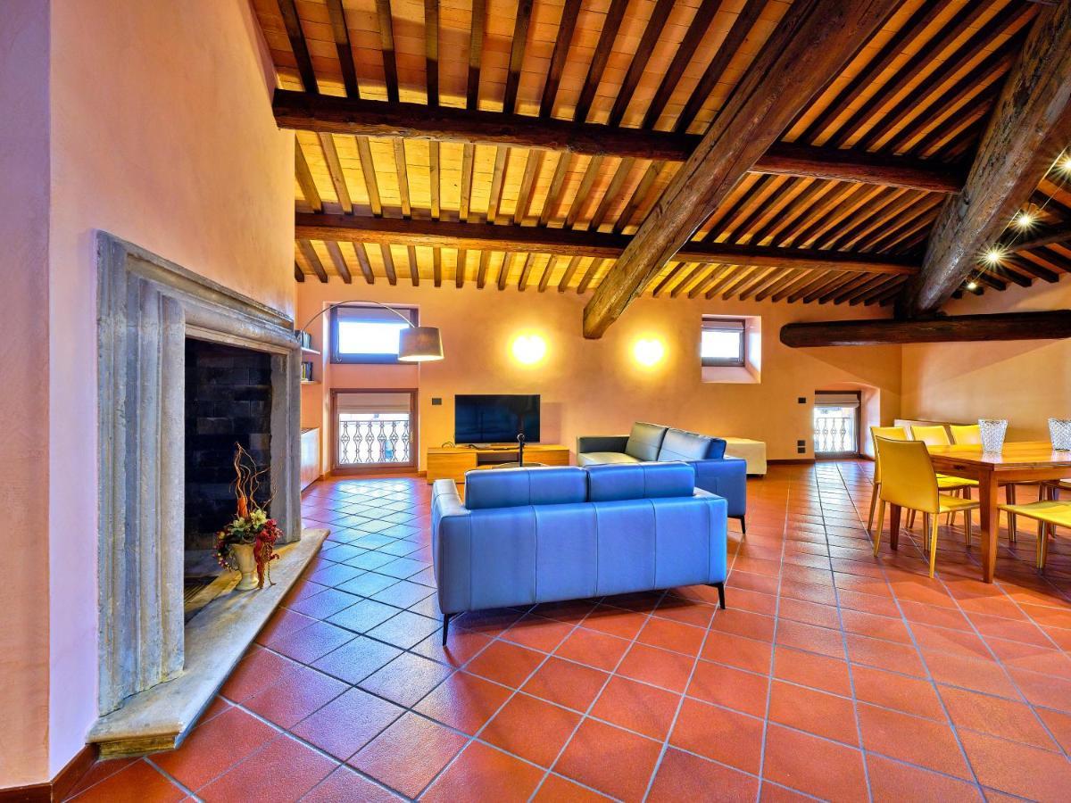 Apartmentsarena - Residenza Degli Scaligeri - Piazza Erbe * Verona