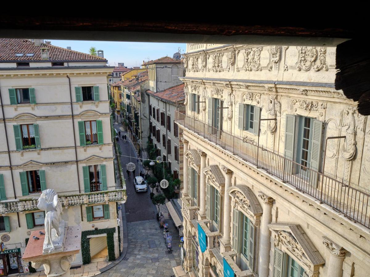 Apartmentsarena - Residenza Degli Scaligeri - Piazza Erbe Apartment