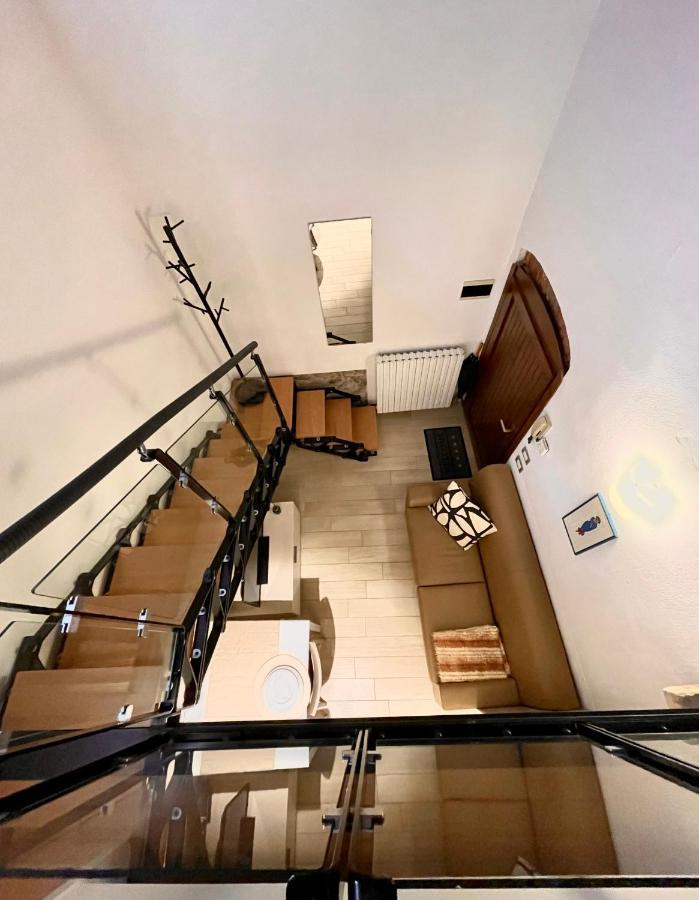 River Castle Apartment *