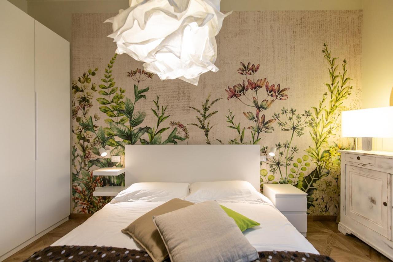 Giulia House *
