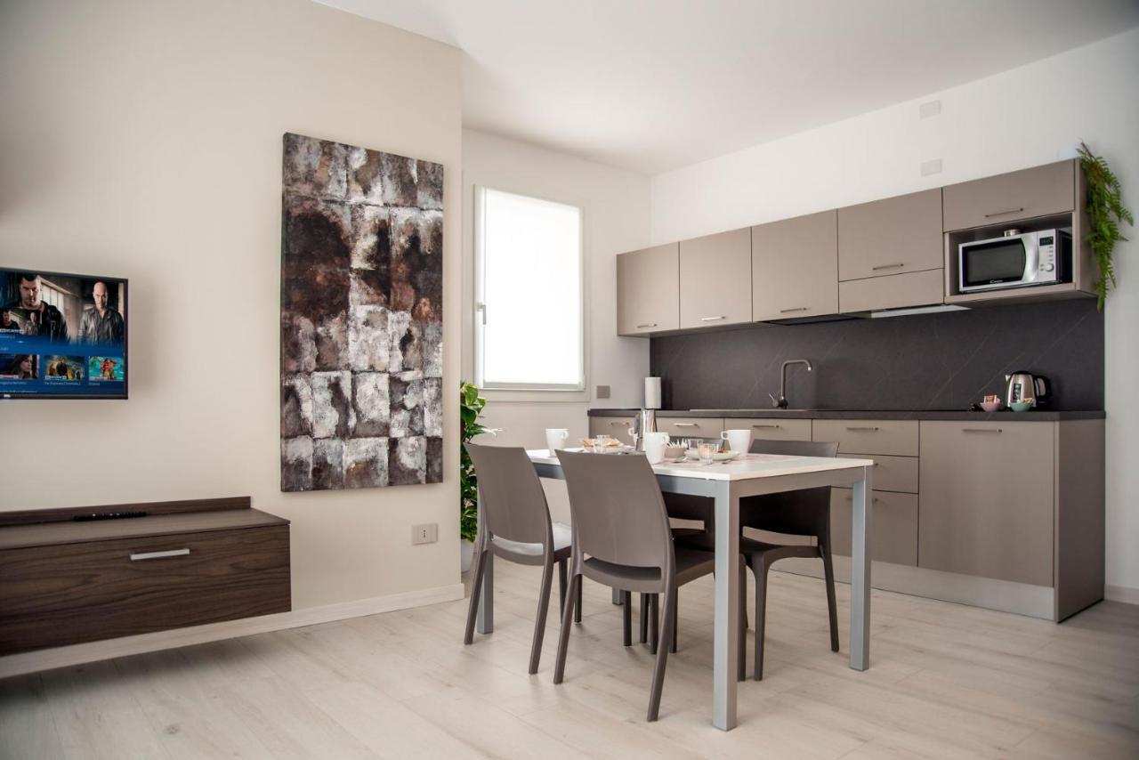 Apartment Camelot Red - Verona