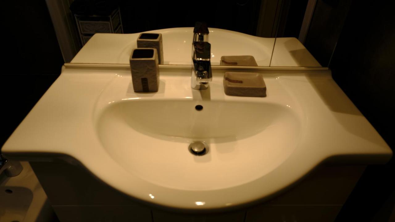 Fiorello's House 02309-loc-04779 Apartamento Verona
