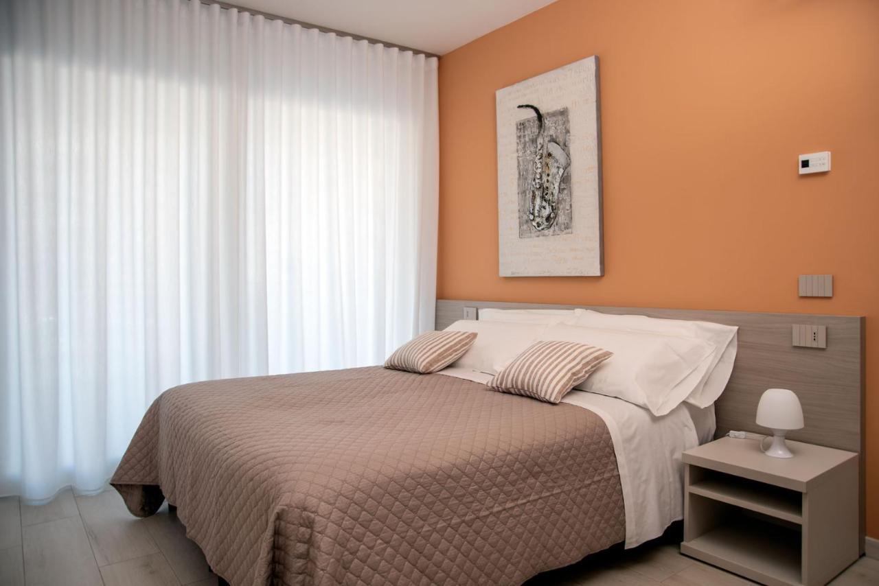 Apartment Camelot Red - Verona