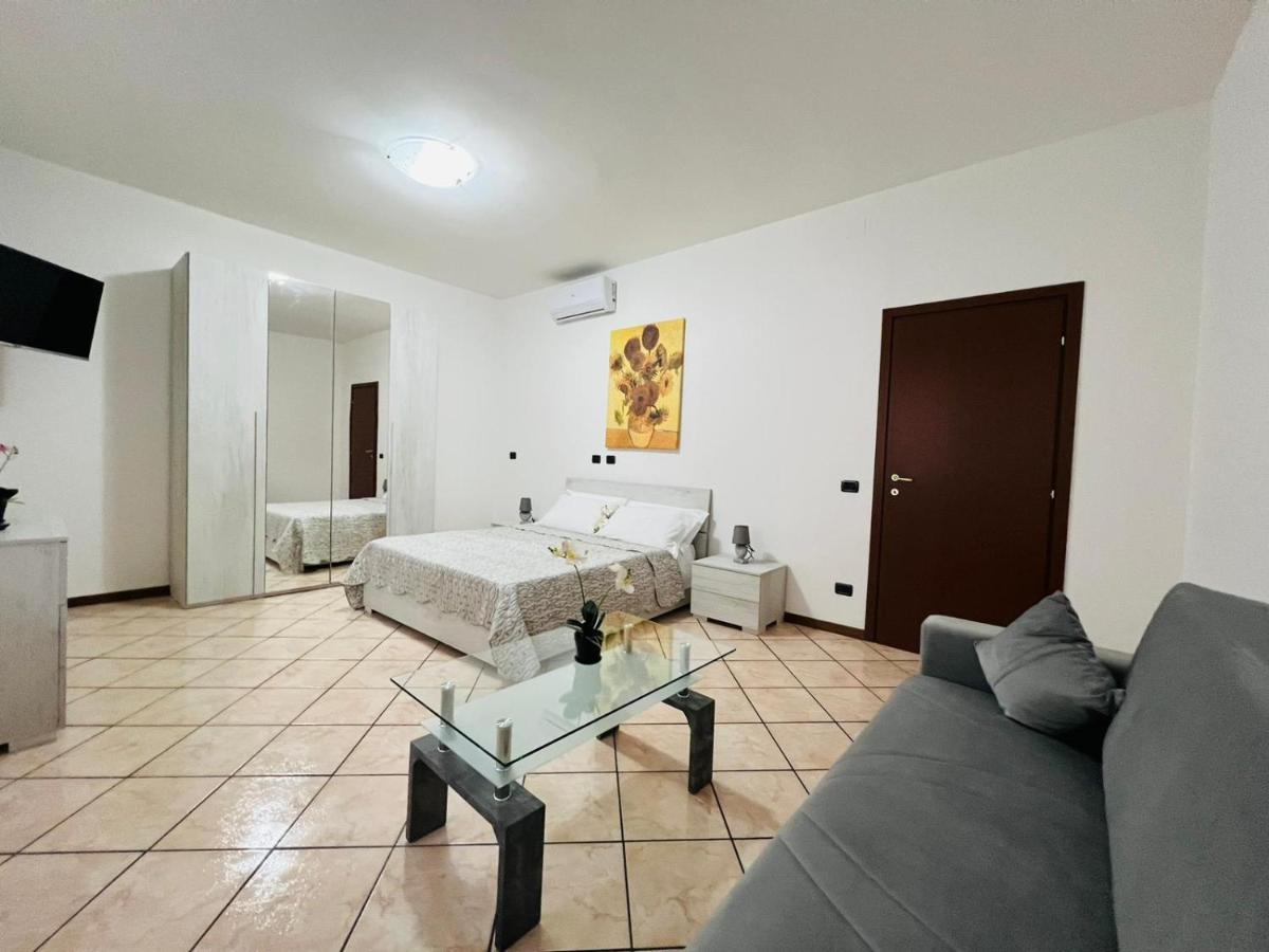 Appartement Casa Elena 2 *