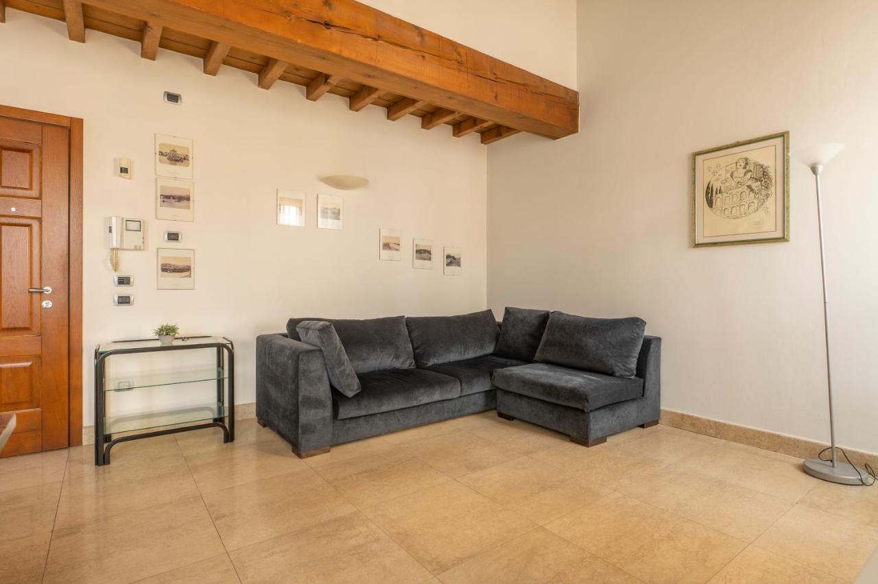 Apartamento Cozy Flat With Big Balcony Few Steps From Arena Verona