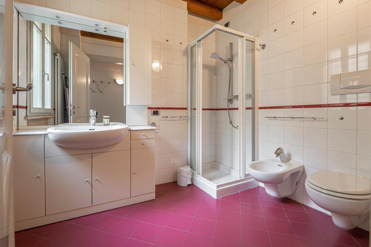 Cozy Flat With Big Balcony Few Steps From Arena