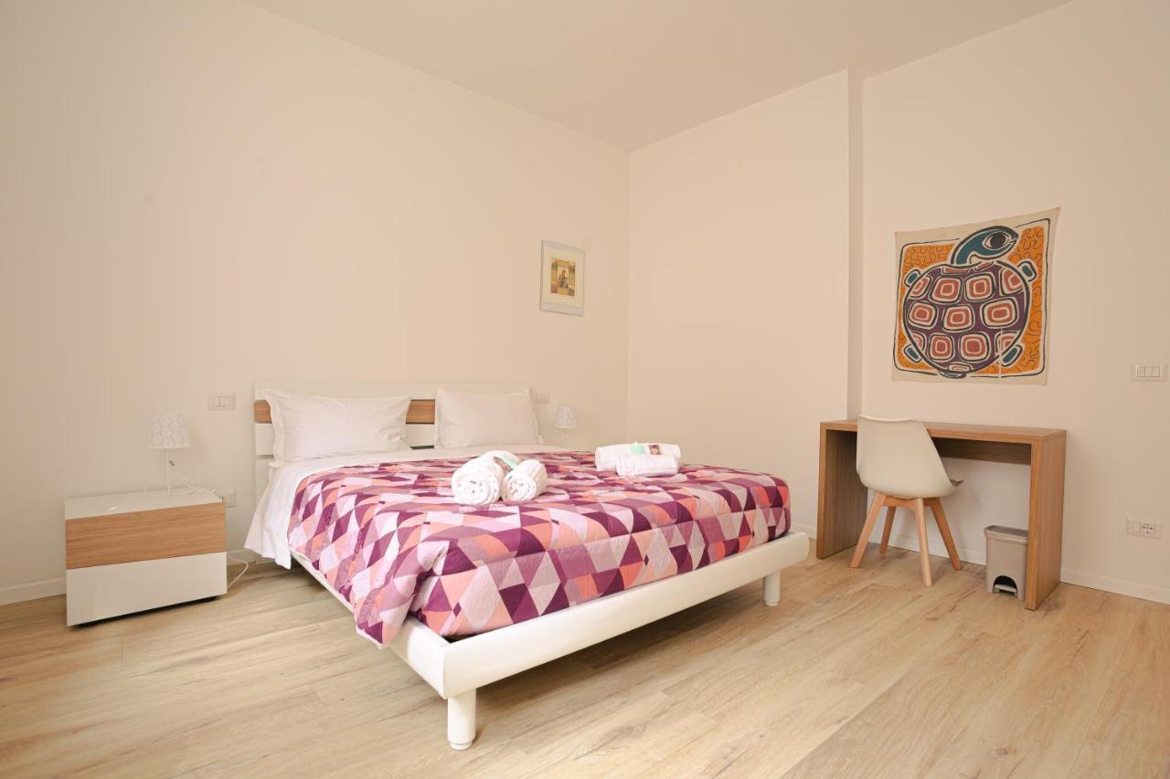 Licia Flat - Arena *