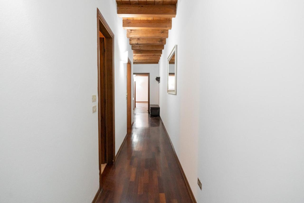Apartment Domus - Centralissima E Antica Residenza Cappello Verona