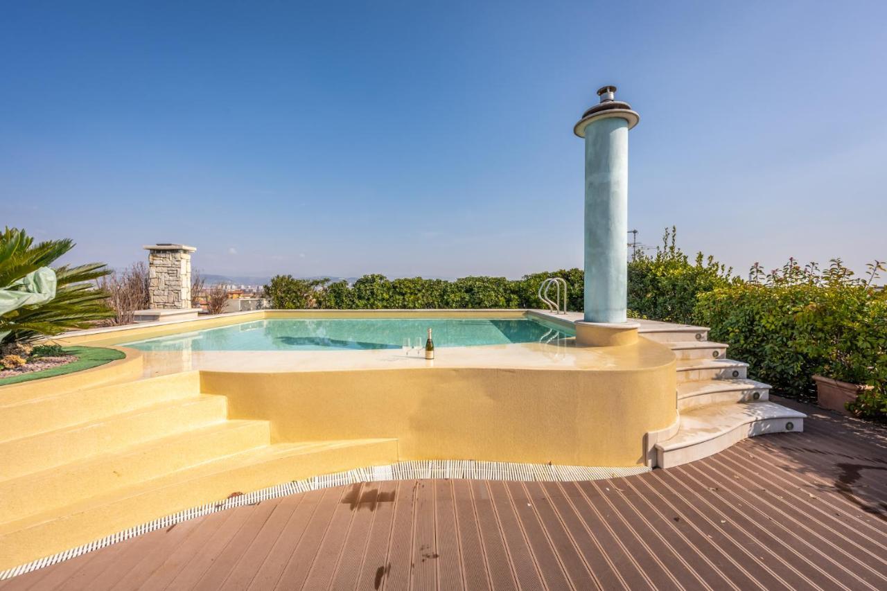 Nicola's Penthouse Apartment Verona