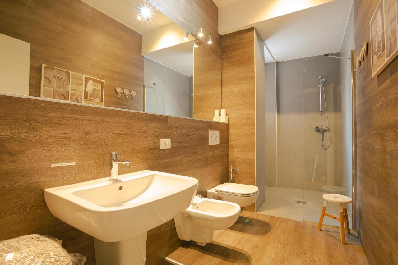 Giberti - Royal Welcome Apartment
