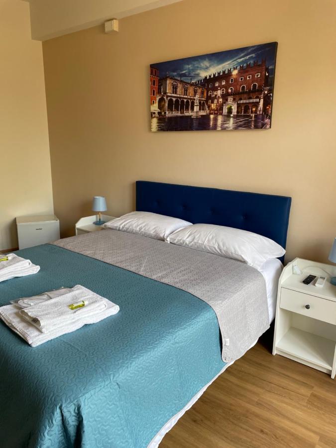 Sciesa Nhà khách Verona