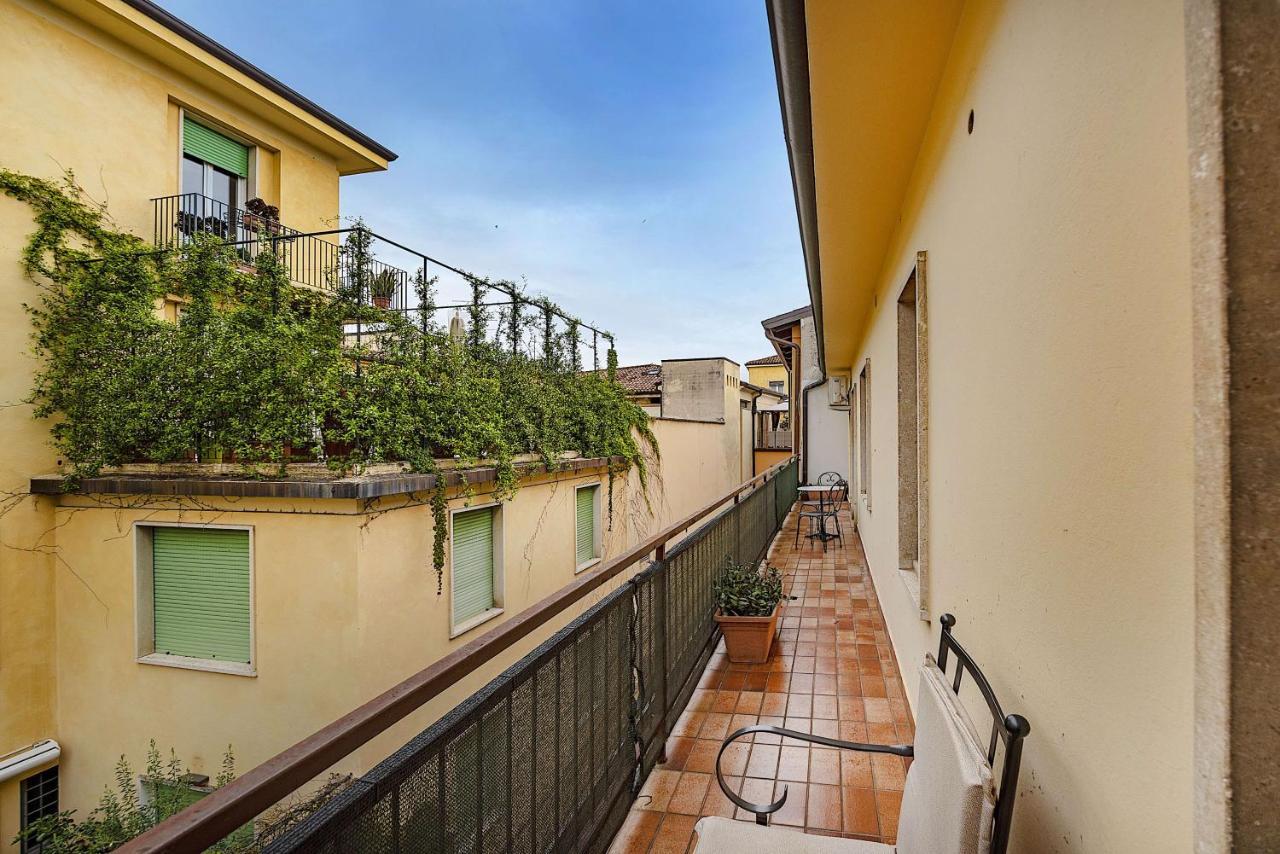 Huoneisto Dimore Argento Verona