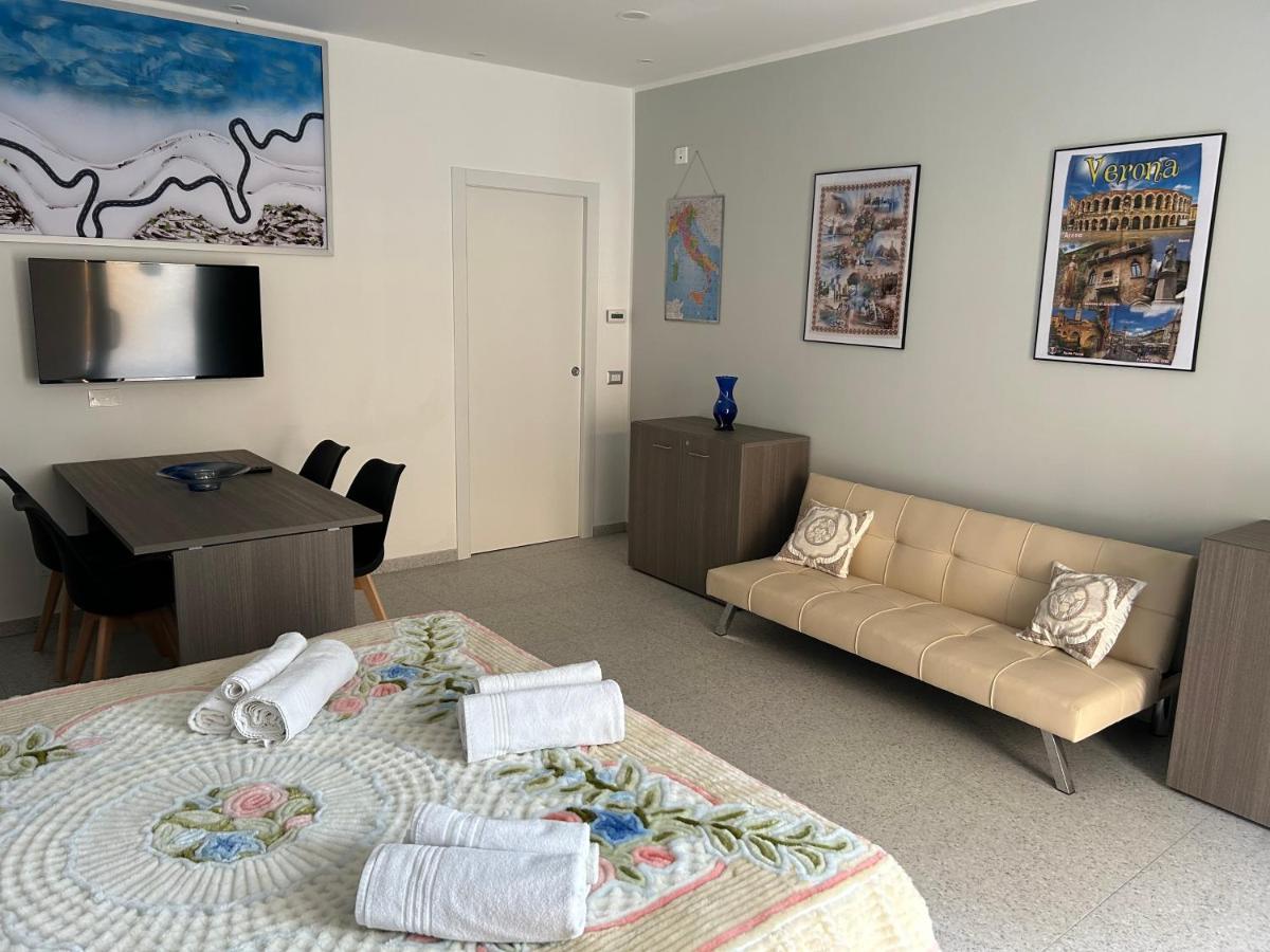 Apartment La Rosa Di