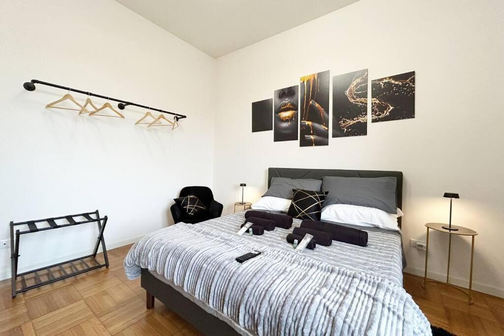 With Free Parking 5 Minutes Walk From Arena Apartment Verona