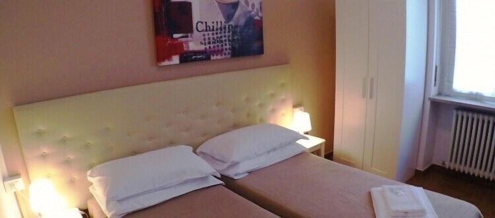 Bed & Breakfast Corso Porta Nuova 39 3*