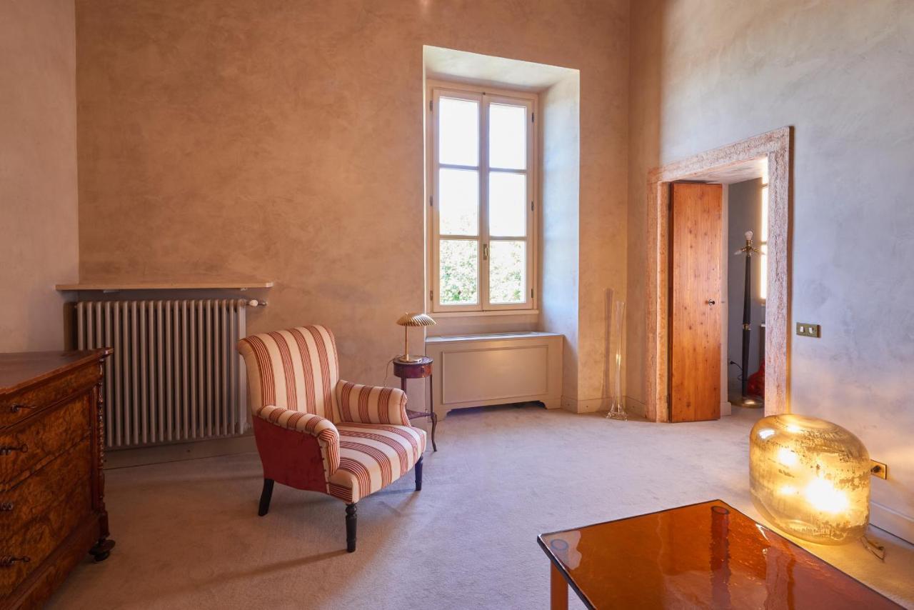 Villa Torre Di Terzolan With Pool, Jacuzzi And Golf Putt *