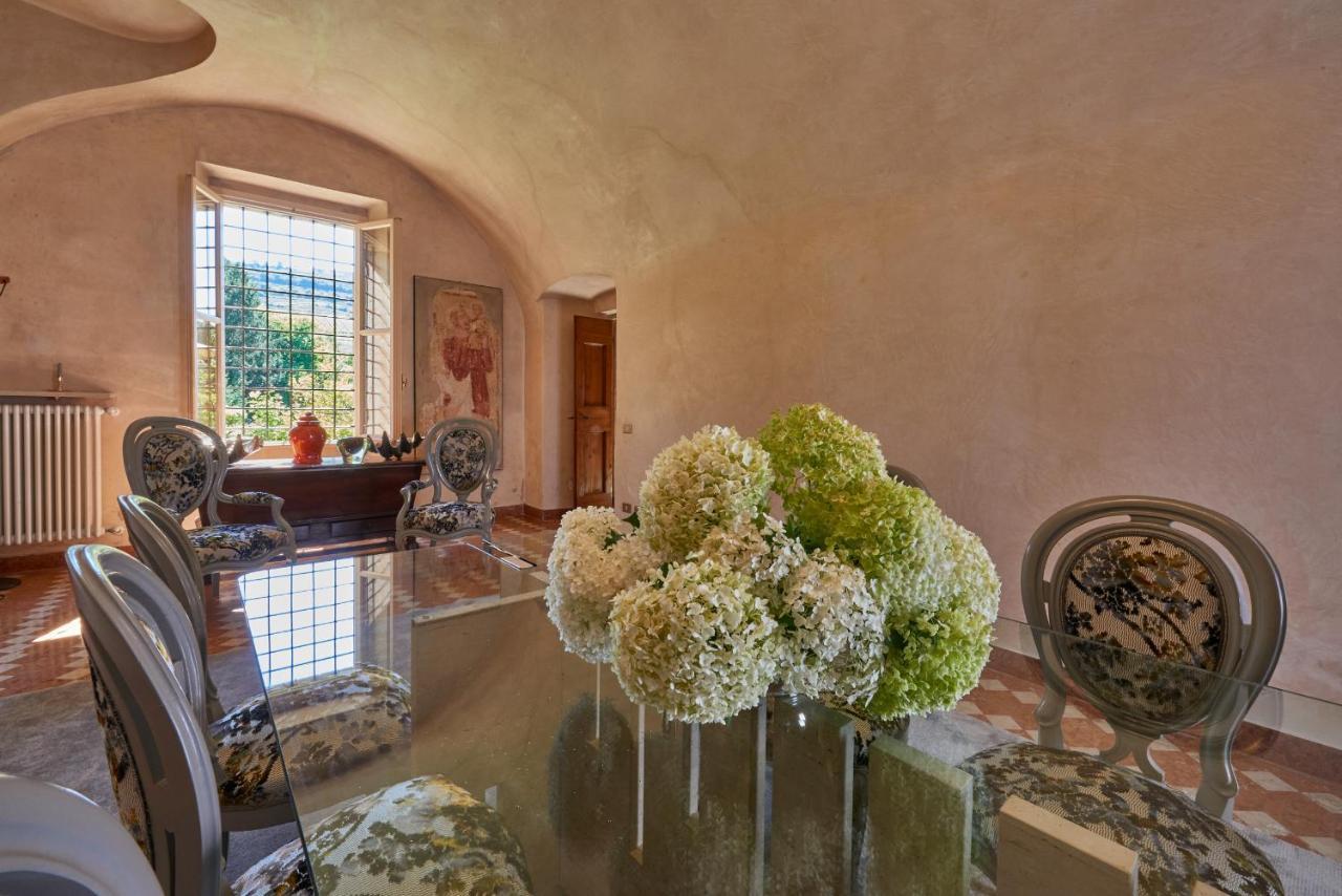 Villa Torre Di Terzolan With Pool, Jacuzzi And Golf Putt