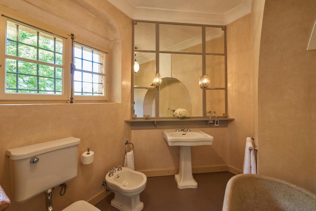 Torre Di Terzolan With Pool, Jacuzzi And Golf Putt Villa Verona