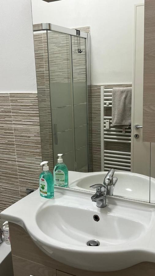 Modern Two Bedroom In Stadio Apartment *