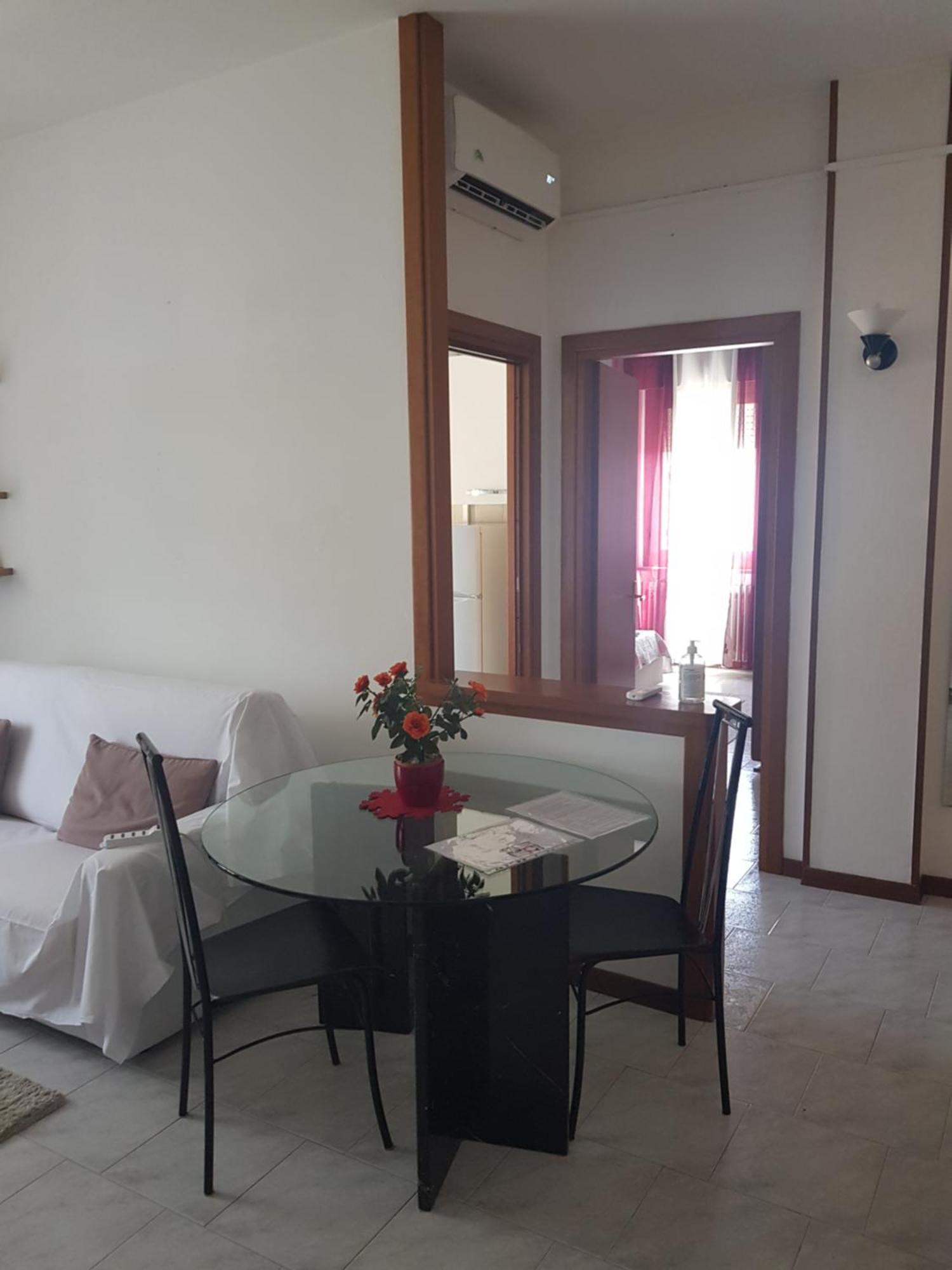 Juliet's Eye Apartment