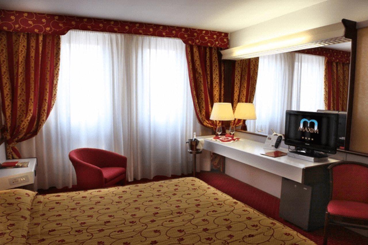 Hotel Maxim