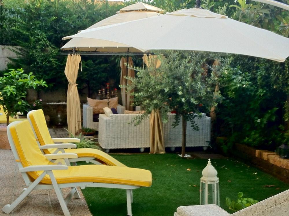 B&B Magnolia