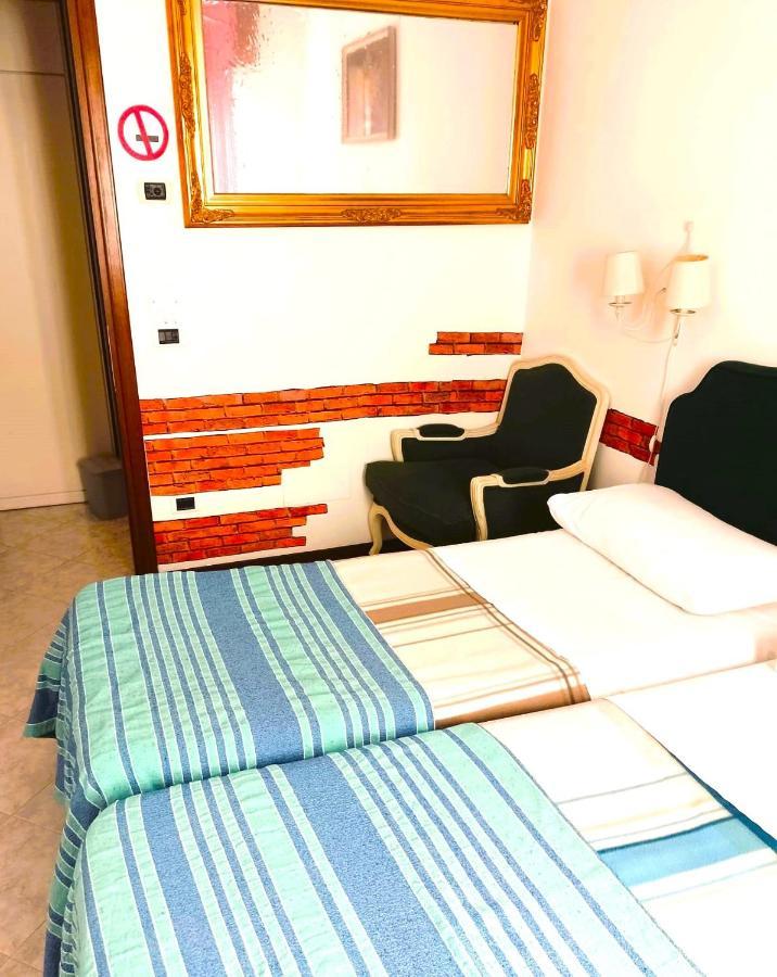 Aparthotel Cozy!! *