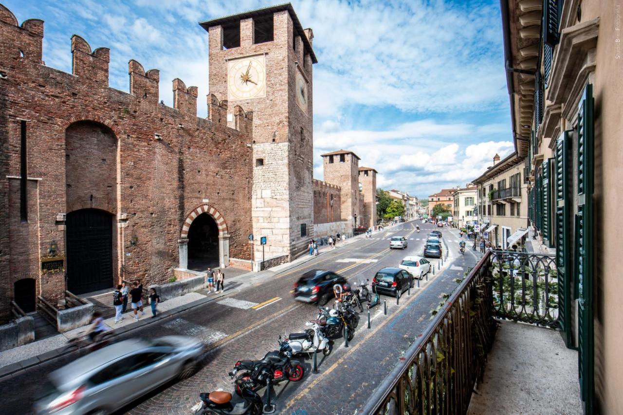 Loggia Dei Gavi