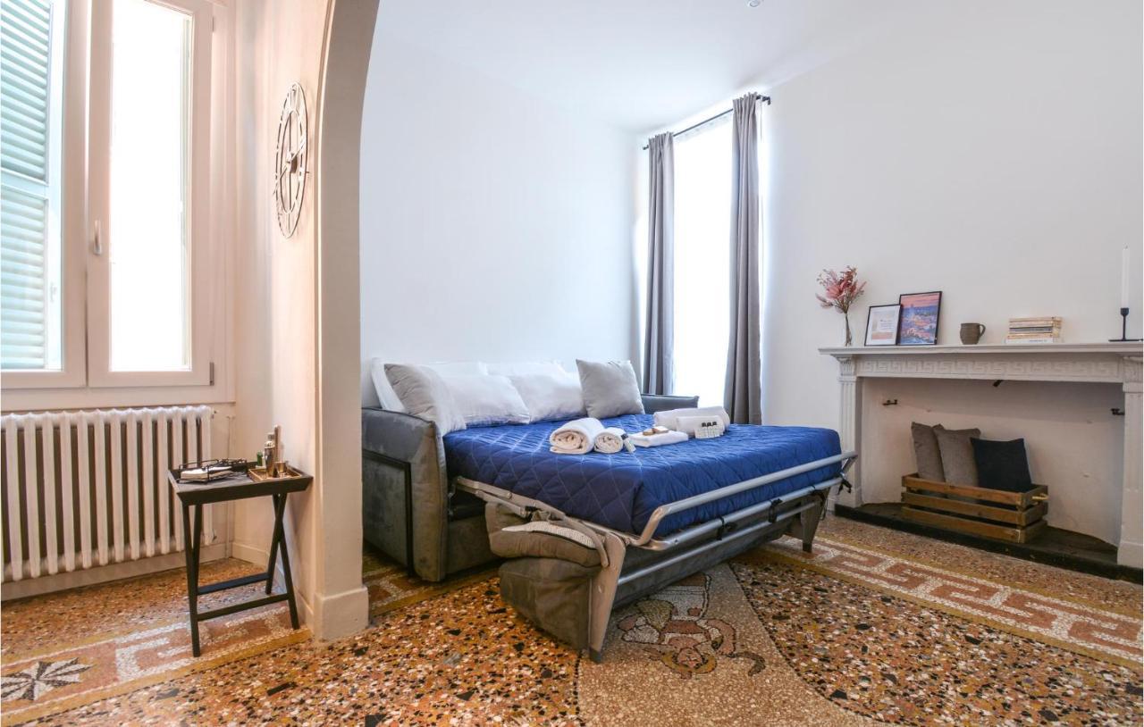 Beautiful In With Kitchenette * Verona