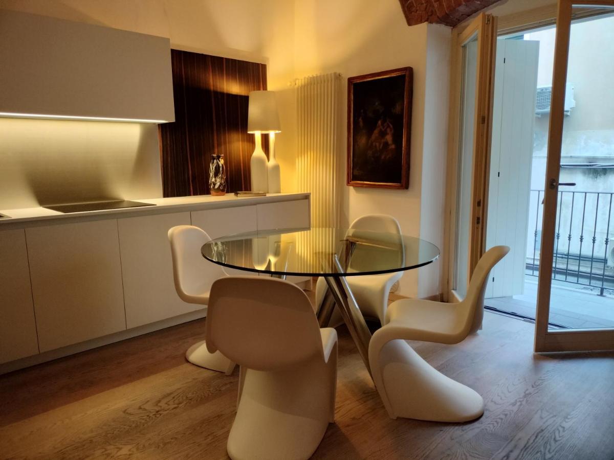 Juliet's Neighbours- Luxury Apartment Verona