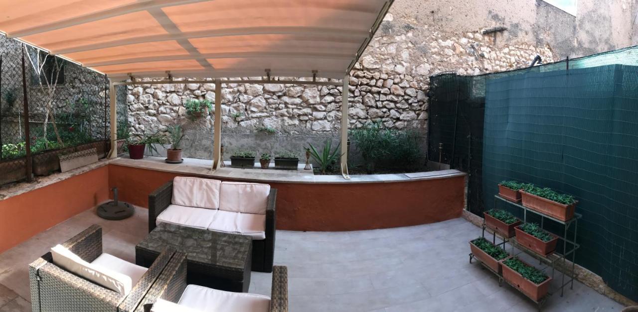 Garden Wine