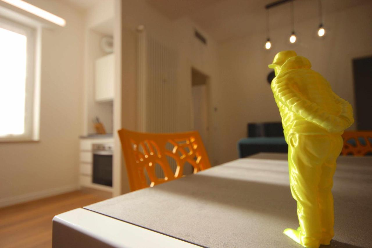 Vr Aurora In Apartment *
