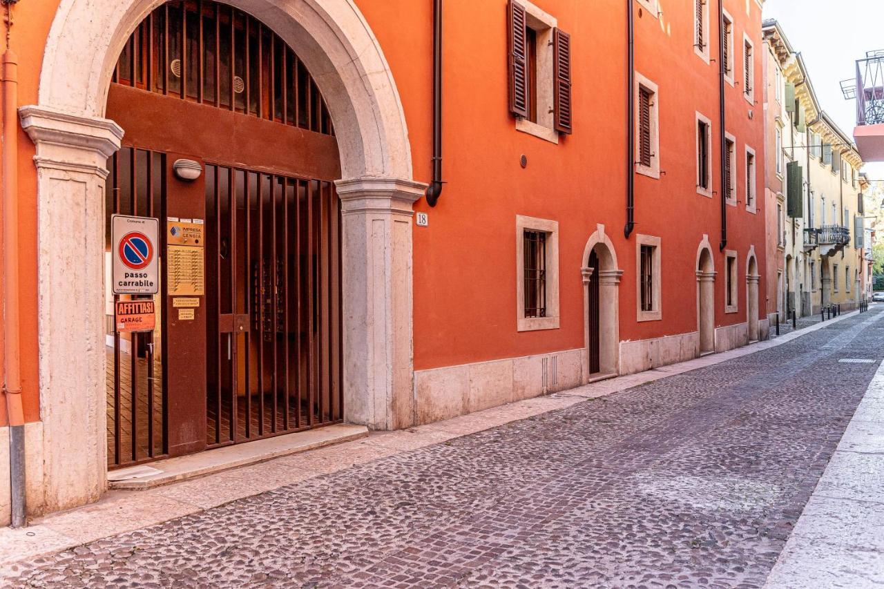 Casa Nicola Ai Filippini Apartment *